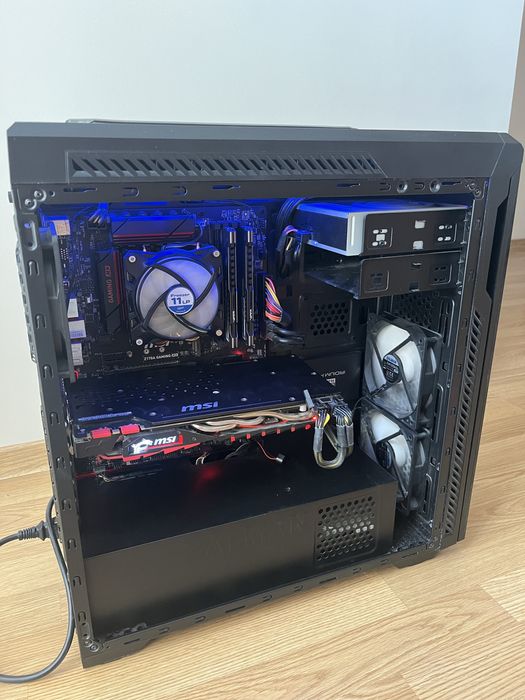 Komputer gamingowy – Intel C ore i7-7700K / GTX 1080 8 GB MSI / 32 GB RAM