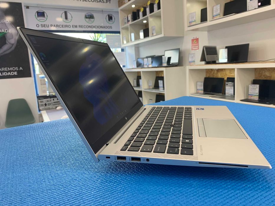 HP EliteBook 840 G8 | Intel Core i7-1185G7 | 32GB RAM | 512GB NVMe | Windows 11 Pro | Loja Física e Web Site
