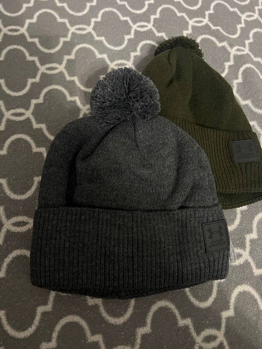 Чоловіча зимова шапка UNDER ARMOUR з помпоном (3 кольори )