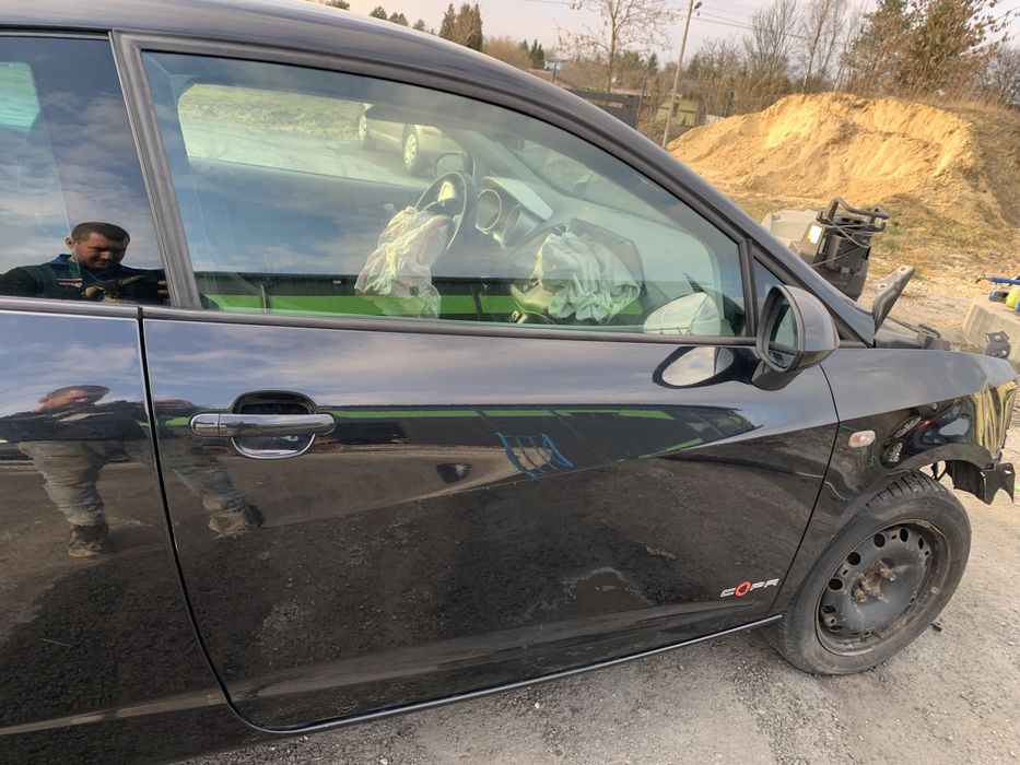 Seat Ibiza IV 6J drzwi prawe przednie prawy przód czarne 3D