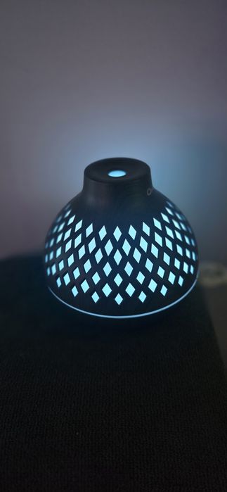 Difusor de aromas com controlo remoto e luzes Led,de 400 ml Novo.
