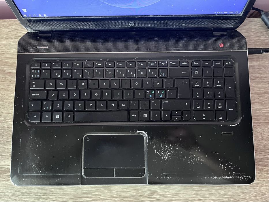 Ноутбук HP ENVY dv7 17.3" Intel Core i7 2.4 GHz 8 GB RAM 750 GB HDD