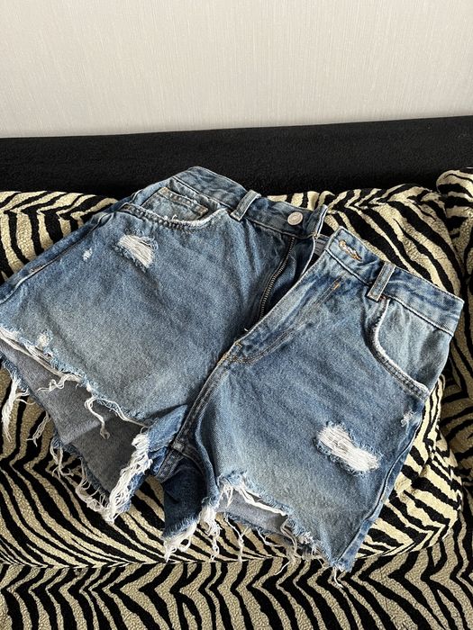 Шорти жіночі Bershka