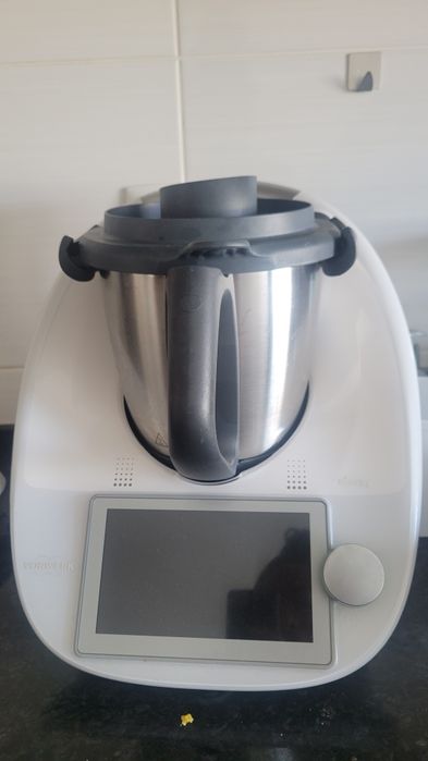 Bimby tm6 com pouco uso