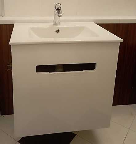 Zestaw mebli łazienkowych nowy atrakcyjna cena