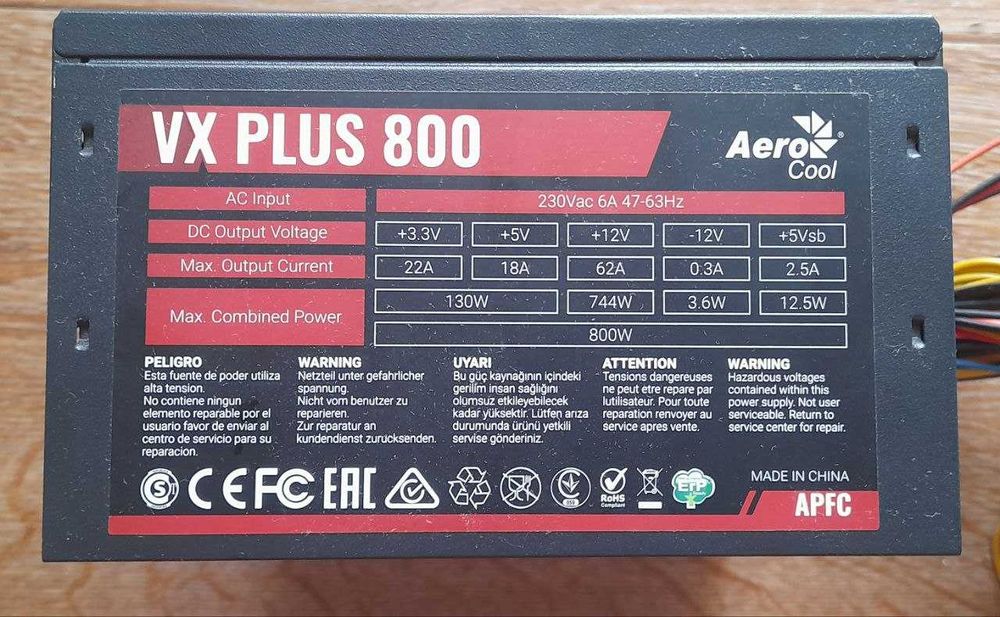 Блок живлення AeroCool VX Plus 800 RGB 800W