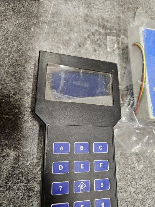Programator klawiatura serwisowa z wyświetlaczem i złączami
