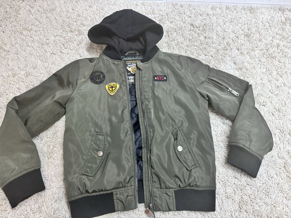 Kurtka bomberka rozm 134 z kapturem