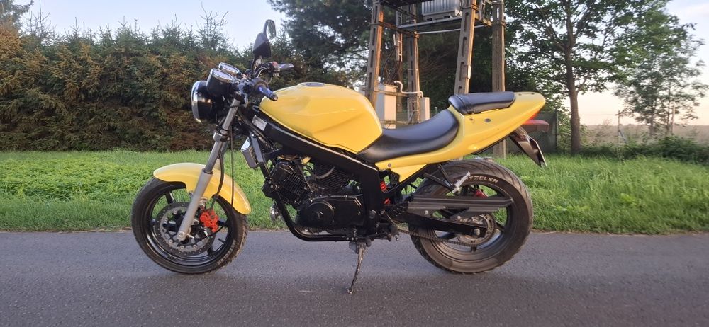Hyosung Comet 125 GT, 15KM ! Na kat. B