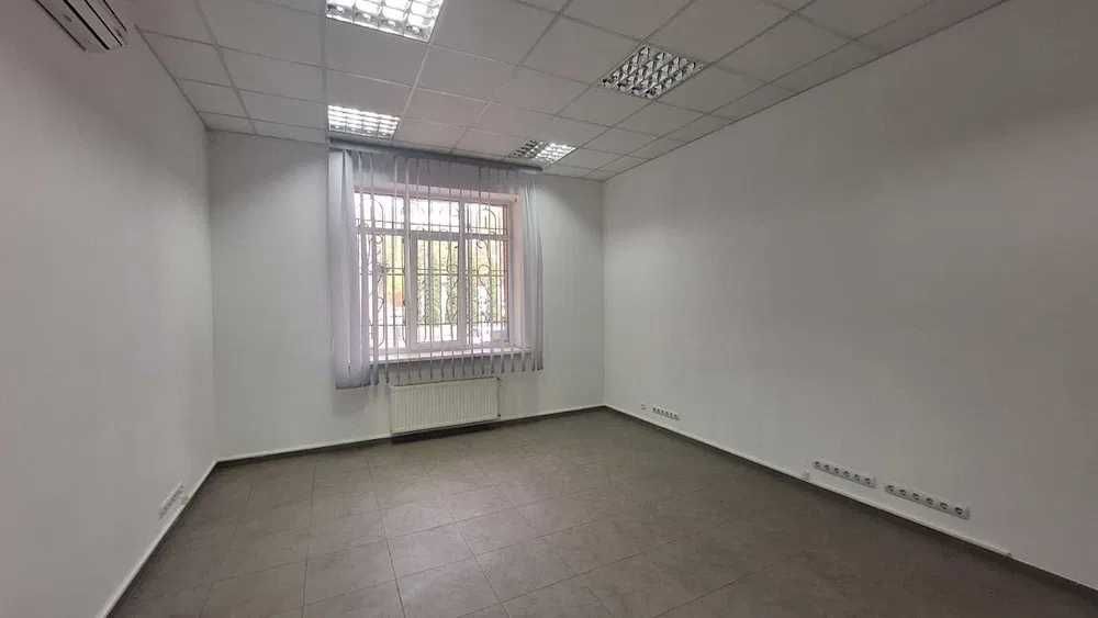 ТЕРМІНОВО!!!ОРЕНДА комерц. приміщення в центрі поч. вул.Шевченка