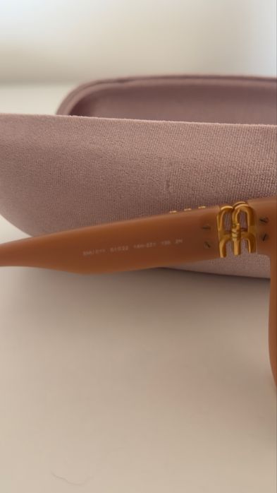 Oculos MiuMiu novos