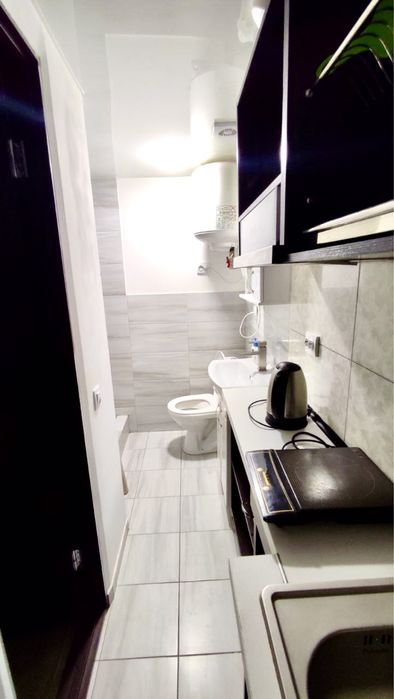 Подобово квартира -студія Пасічна біля  АС-2 на 3 осіб