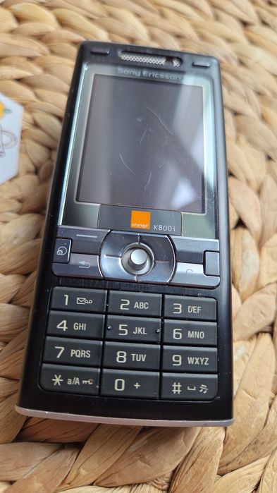 Sony Ericsson k800i uszkodzony,  ładny stan,  kolekcjonerski