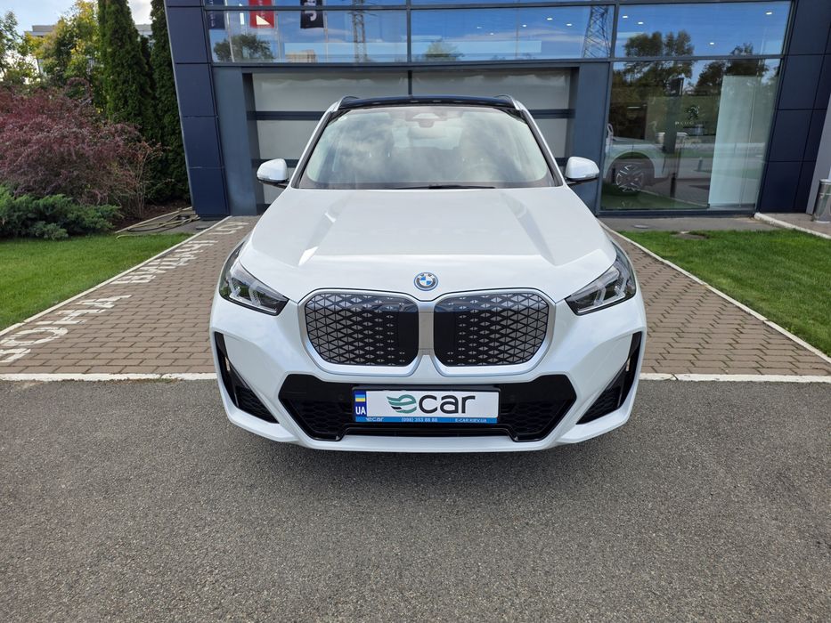 BMW iX1 2025 року 66.5 kWh (204 к.с.) eDrive 25 M Sport