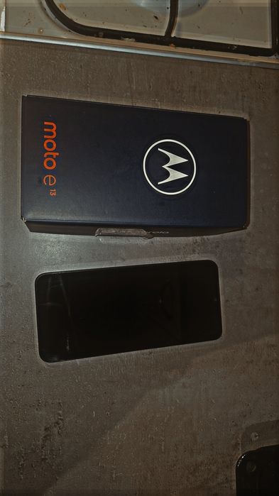 Motorola moto e13