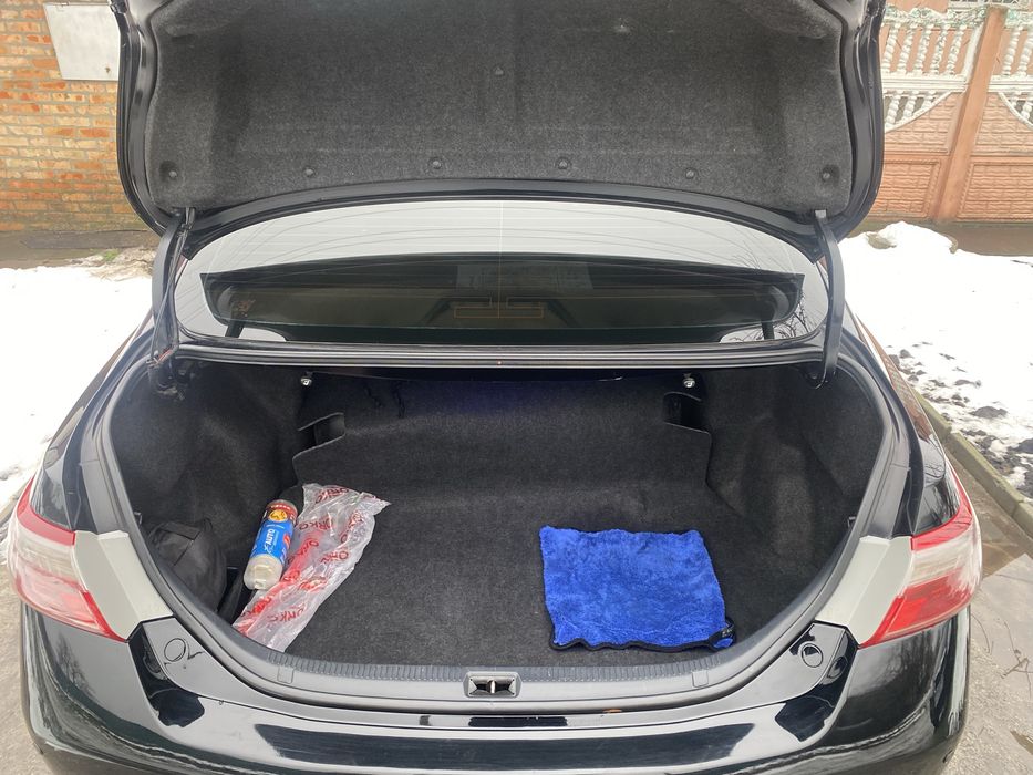 Продам Toyota Camry 40