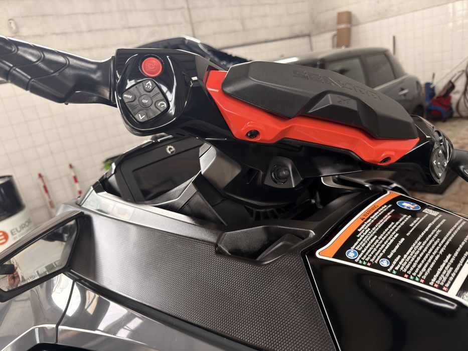 Sea doo rxt 300r
