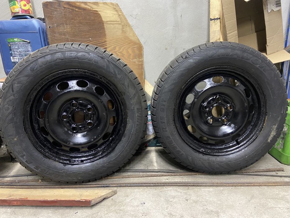 Резина зима  195/65 r15  з дисками 5/112 ET 45 wag  оригінал