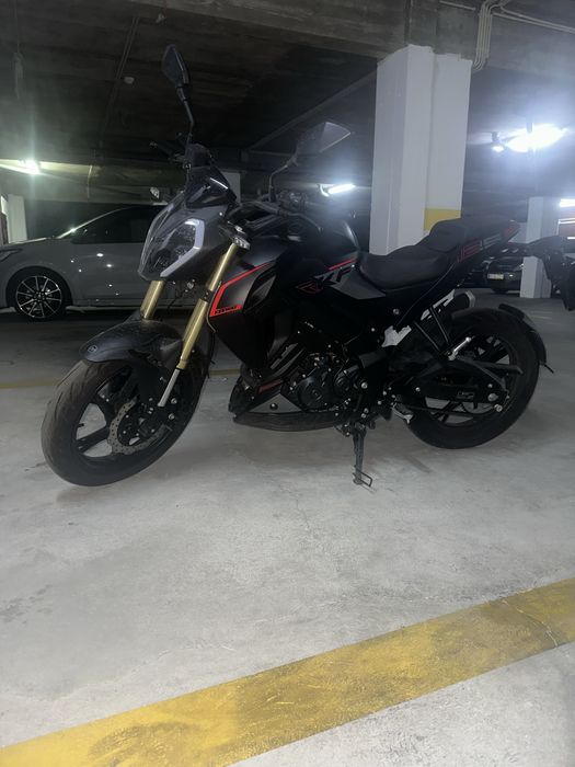Keeway 125 RKF.