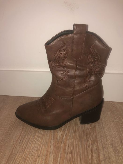 Botas Castanhas de Cowboy