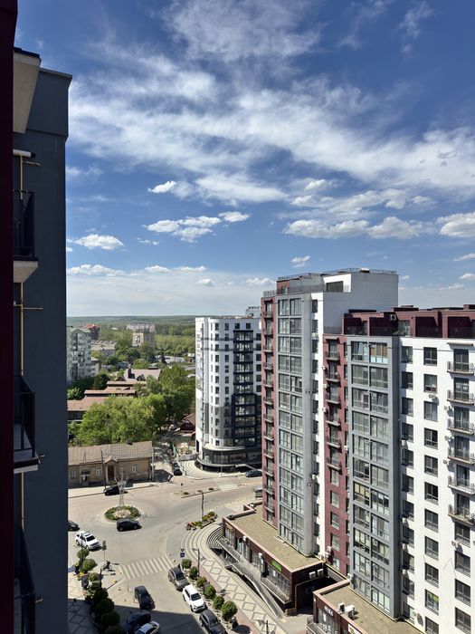ТЕРМІНОВИЙ ПРОДАЖ -15000$ Дворівнева квартира з відкритою  терасою