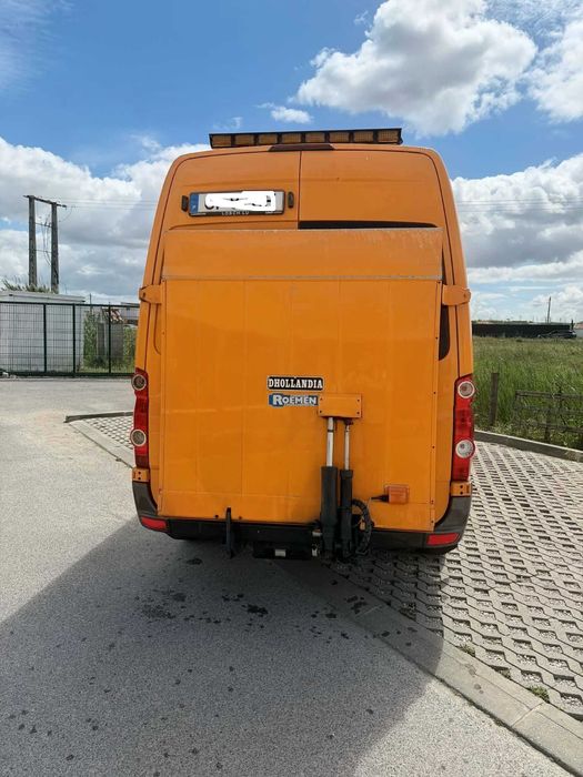 Vendo VW Crafter com Plataforma Hidráulica