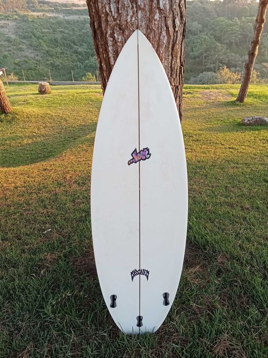 Surfboard Lost 5'10