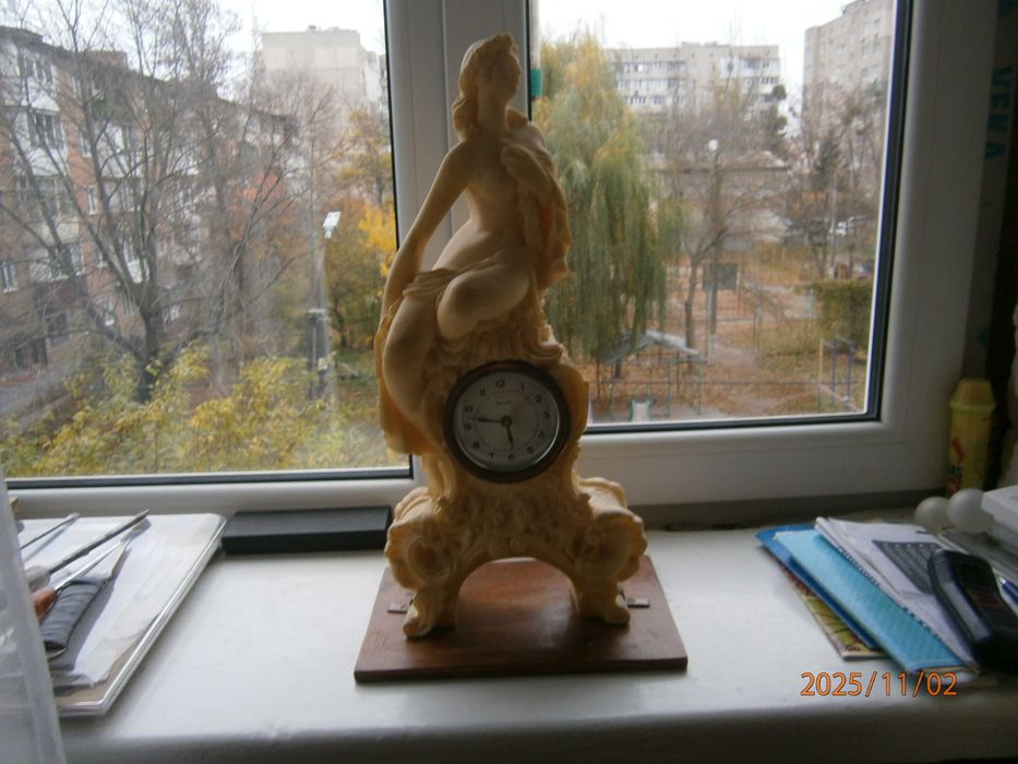 часы будильники механические.