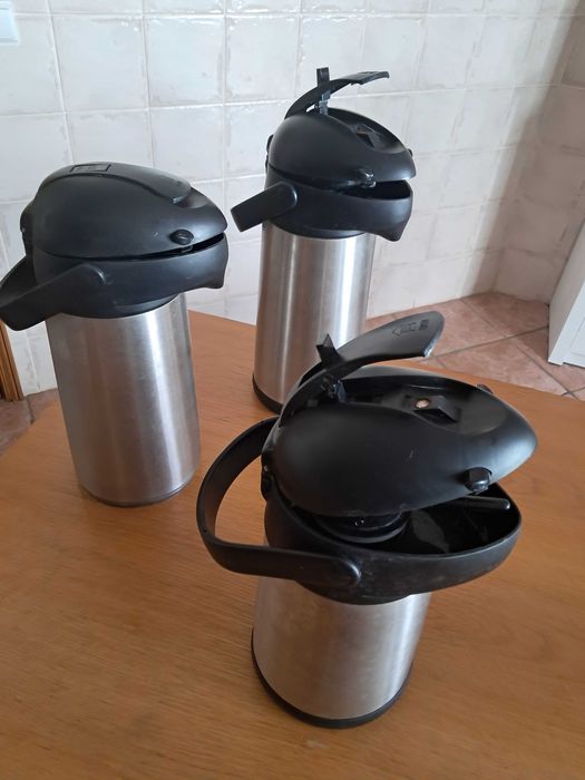 Jarros térmicos com doseador