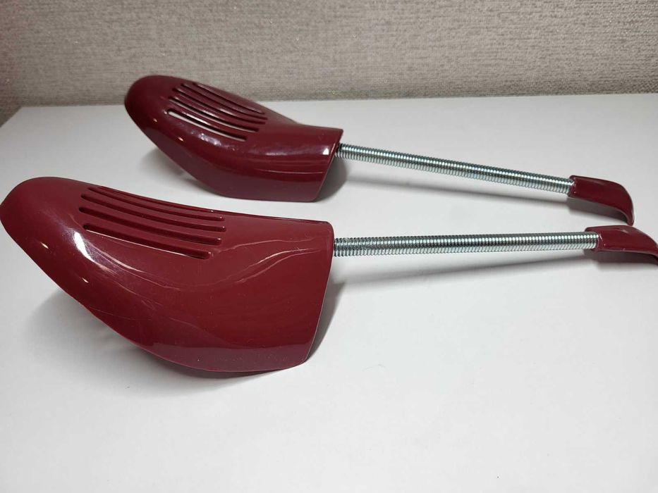 Формодержатели, колодки, распорки для обуви  Coccine ( Польша)