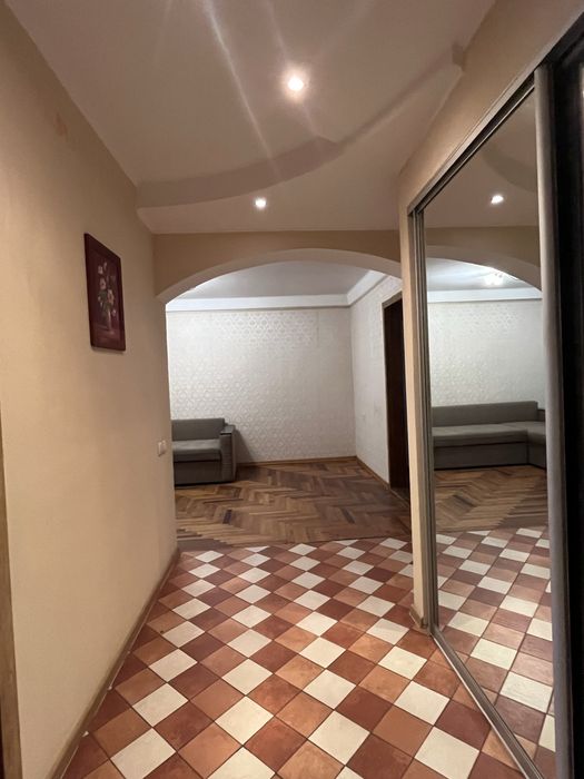 3к квартира з меблями та технікою . Заводський район .