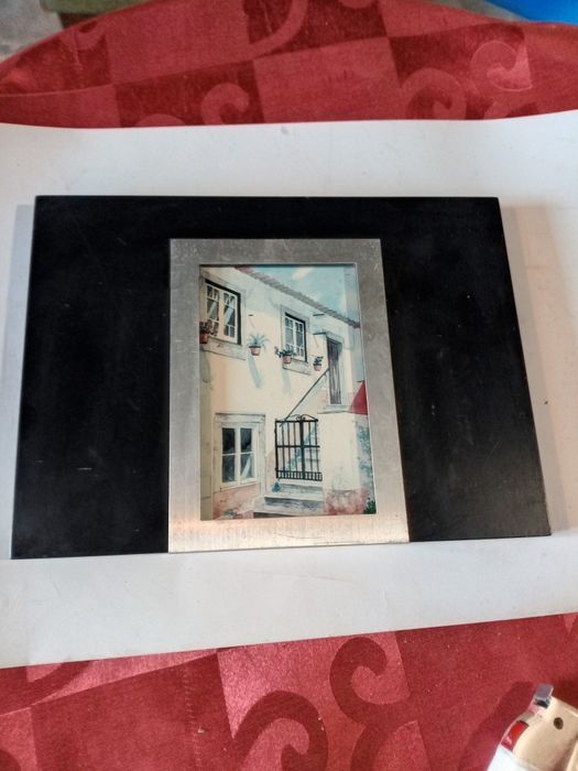 Quadro moldura com fachada antiga
