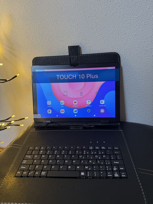 Чохол клавіатура для планшета 10 дюймів / шкіряний чохол книжка