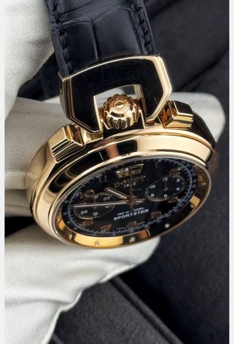 Часи Bovet Sportster44RG