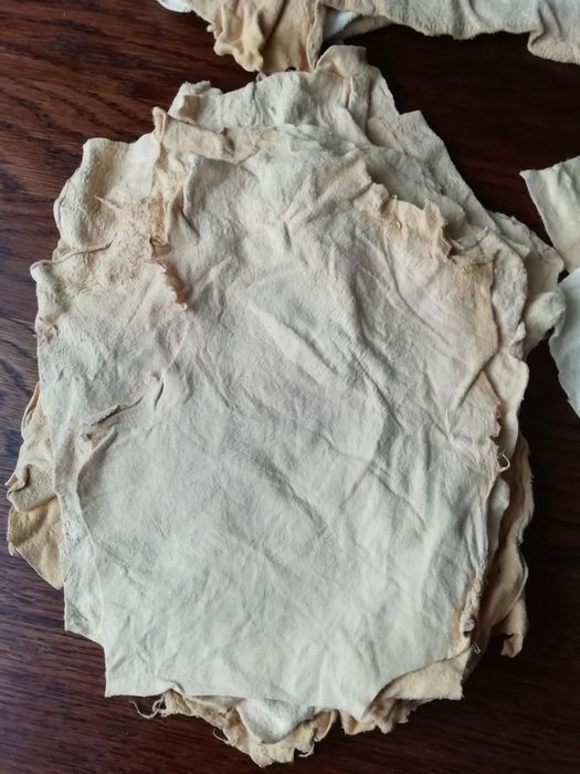 łatki, skrawki skóry ircha