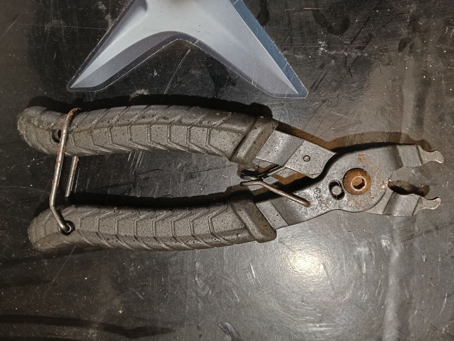 Alicate para elos de ligação de corrente de bicicleta