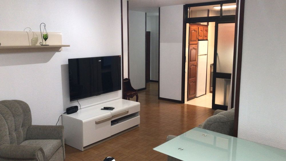Apartamento T1 ( longa duração) nas Madalenas, Funchal
