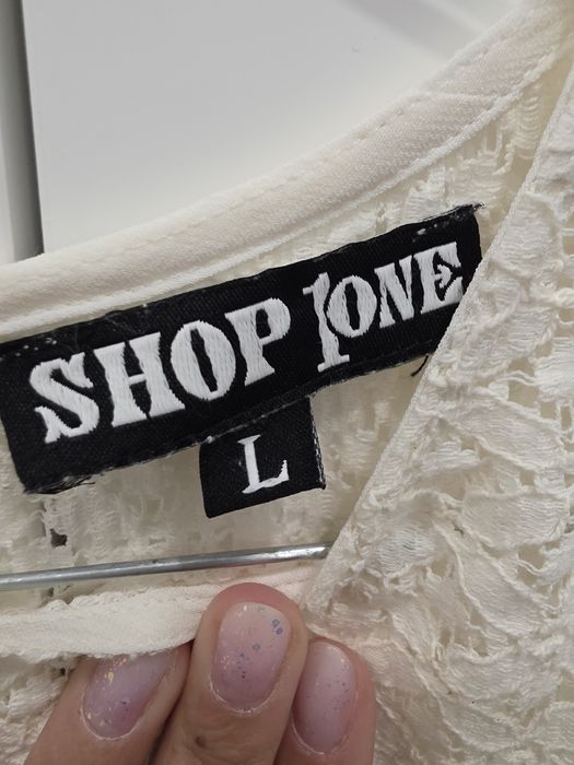 Blusa pérola rendada, sem ombros