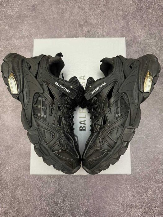 Кросівки Balenciaga Track 2.0 Black Gold