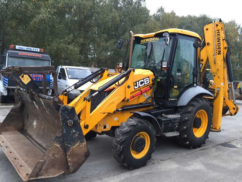 Оренда екскаватора JCB 3CX 4CX 3сх 4сх Послуги гідромолота ямобура бур