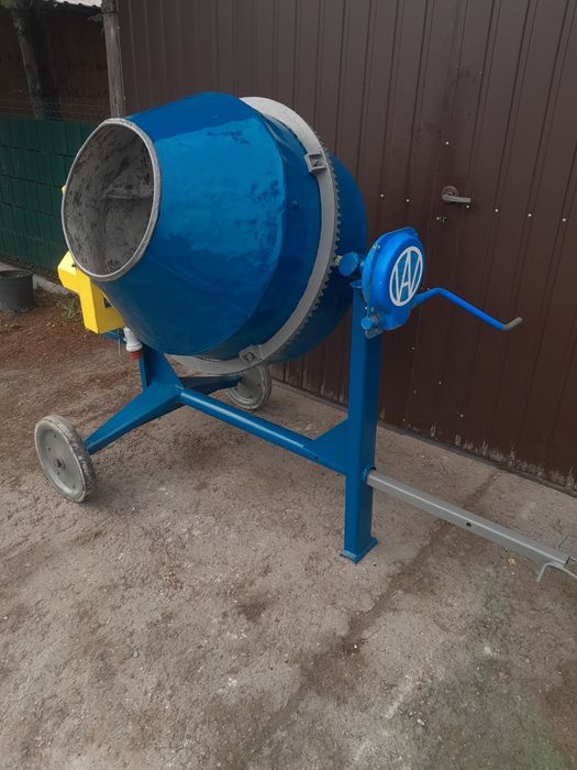 Betoniarka 200 litrów