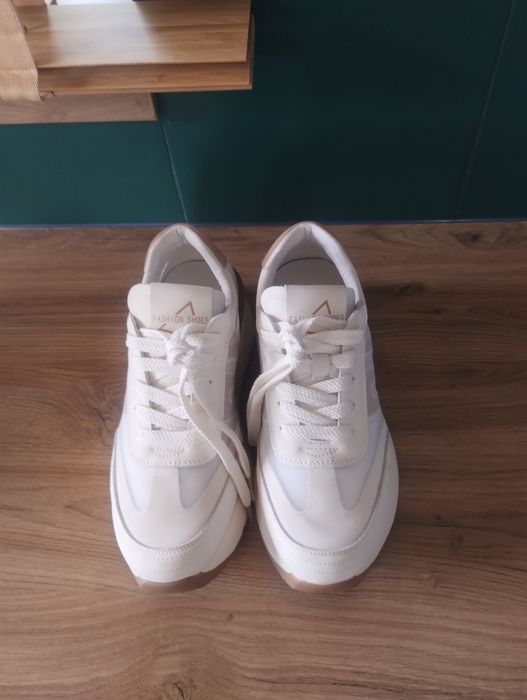 Skórzane buty 36