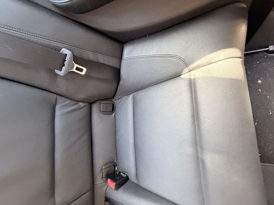 Kanapa boczki tył BMW E82/E81