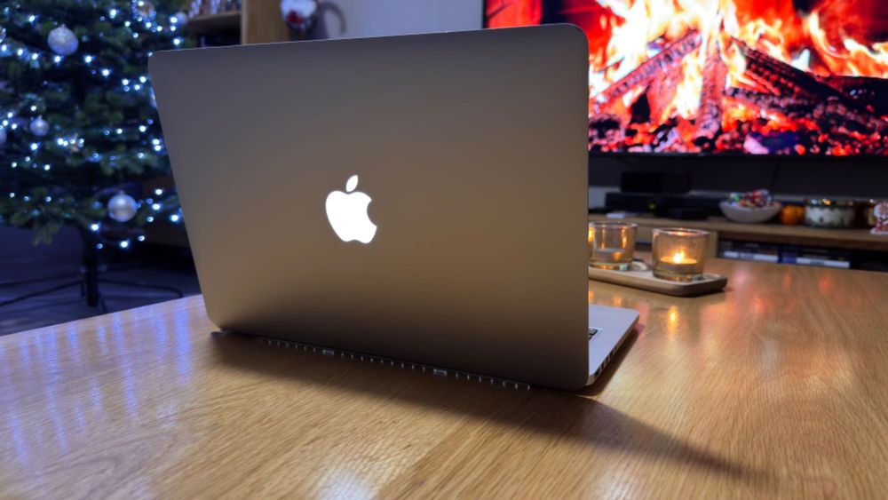 MacBook Pro 13" (2015) | i5 2.7 GHz | 16GB RAM | 256 GB SSD | zadbany