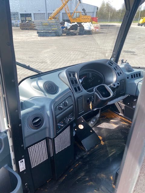 NOWA kabina do wozidła terex