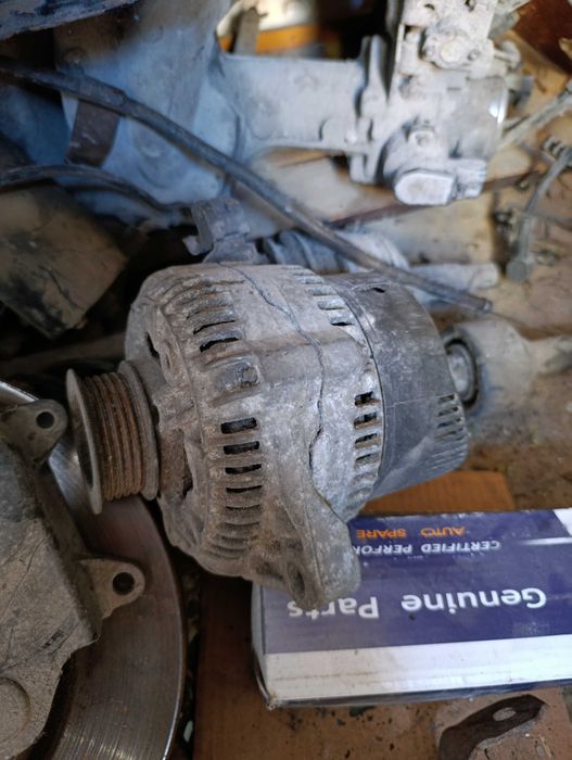 Головка блоку 4А-FE циліндрів тойота запчасти Каріна Е запчасти