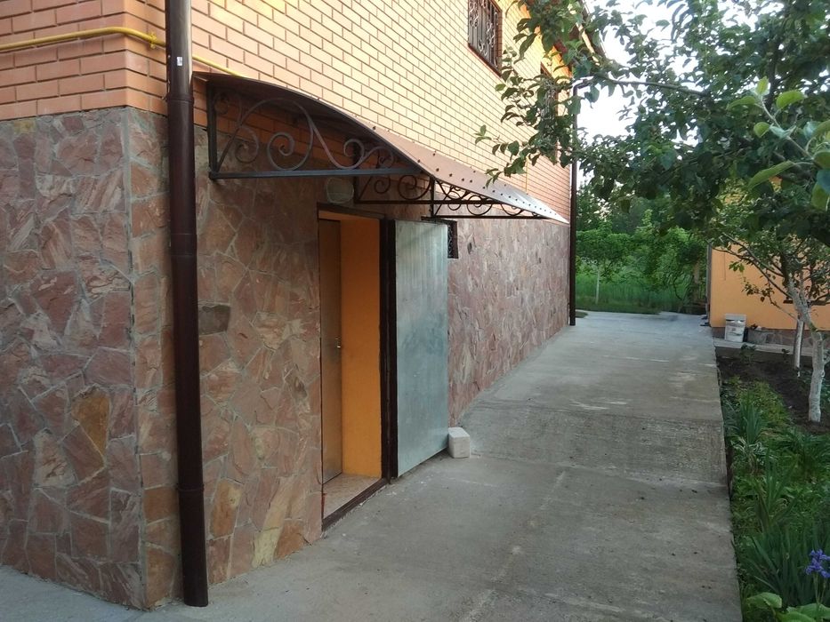 Продається цегляний 2пов будинок 118м2 в с.Мала Солтанівка