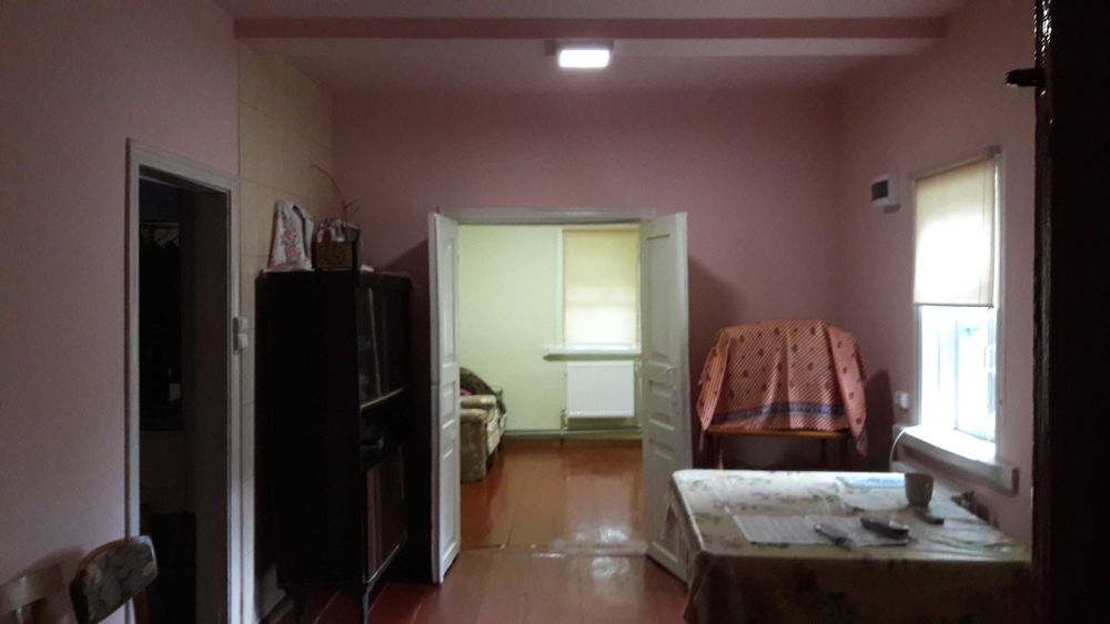 Будинок. Сумська обл. Конотопський р-н. с. Мутин