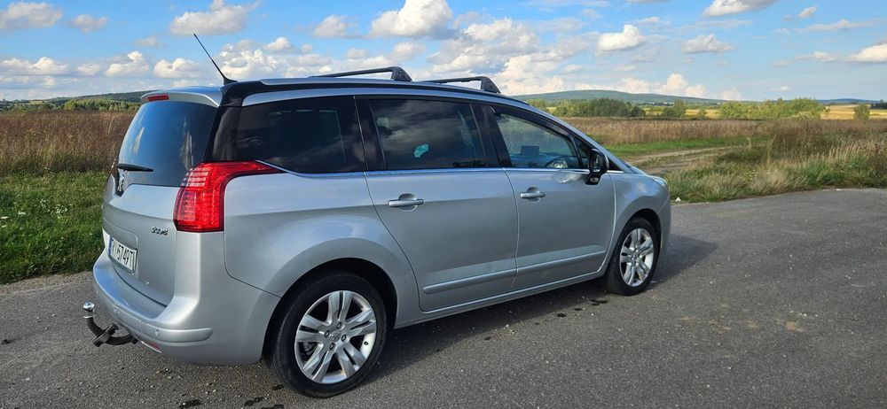 Peugeot 5008 Peugeot 5008