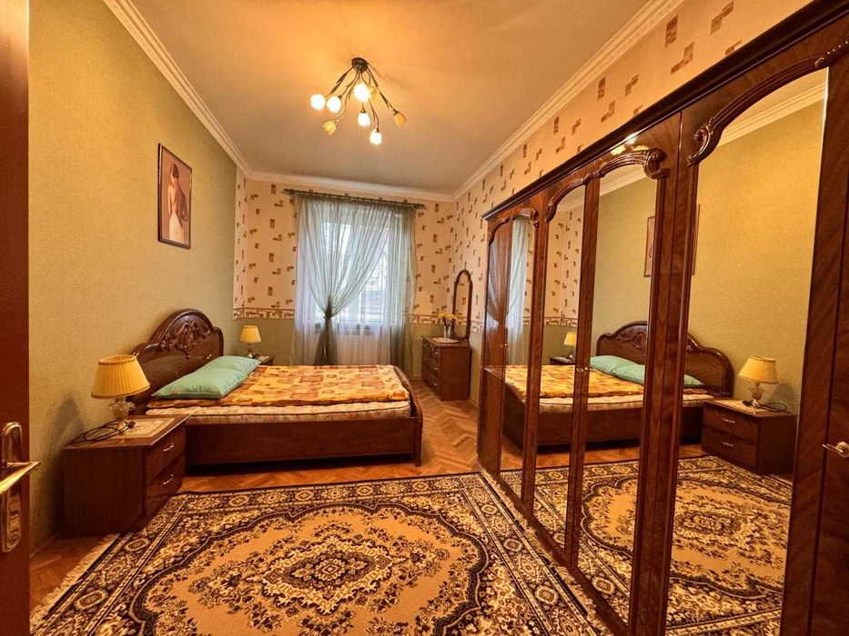 Оренда 4 кім. квартири в елітній частині міста. вул. Дорошенка - Львів